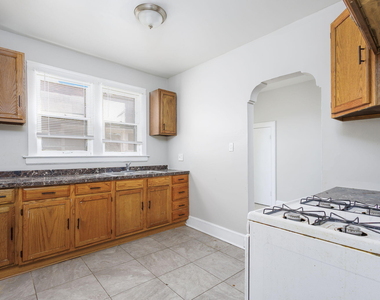 2704 Webb Street - Photo Thumbnail 4