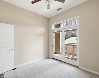 309 Holland Lane - Photo Thumbnail 13