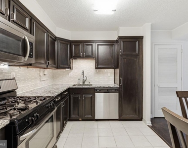 1300 Army Navy Drive - Photo Thumbnail 1