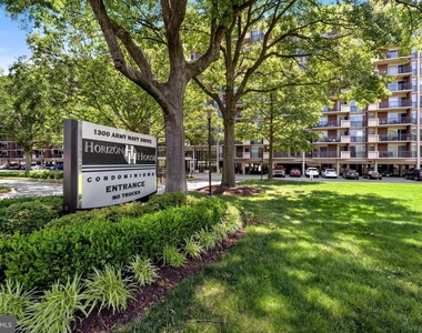 1300 Army Navy Drive - Photo Thumbnail 14