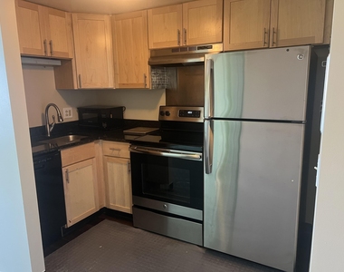 555 E William Street - Photo Thumbnail 2