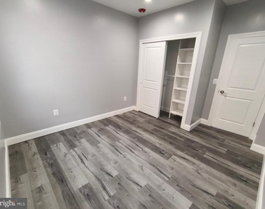 700 N Marshall Street - Photo Thumbnail 16