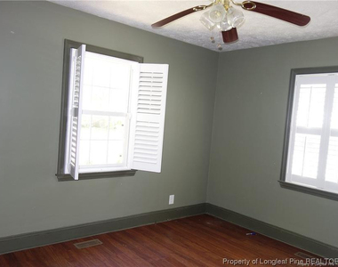 1607 N Cedar Street - Photo Thumbnail 12