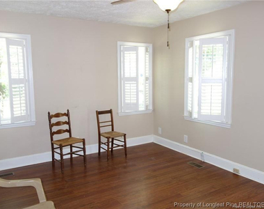 1607 N Cedar Street - Photo Thumbnail 1