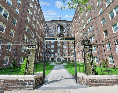 4247 Locust Street - Photo Thumbnail 11