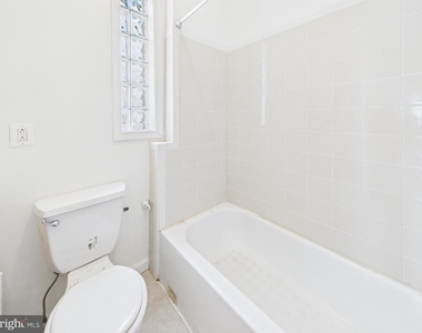 1735 French Street - Photo Thumbnail 7