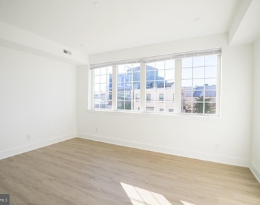 1324 Frankford Avenue - Photo Thumbnail 2