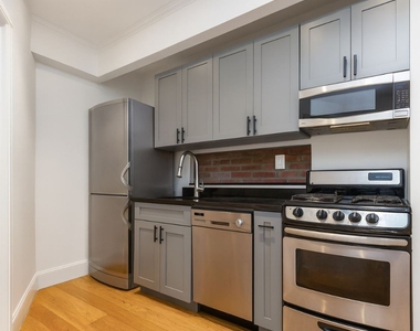 Copy of 44 Avenue B, Unit 3c - Photo Thumbnail 2