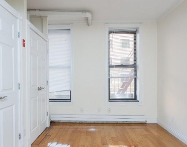 Copy of 44 Avenue B, Unit 3c - Photo Thumbnail 5