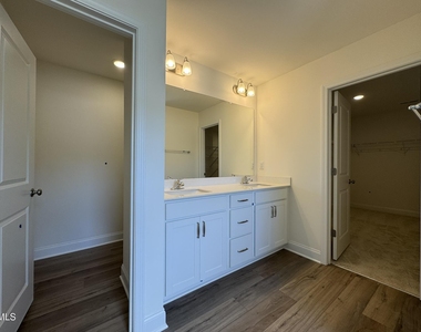 231 Faith Avenue - Photo Thumbnail 21