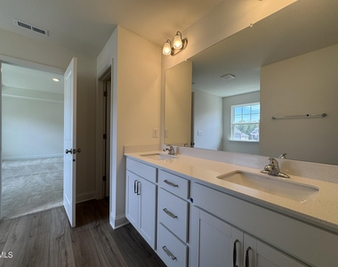 231 Faith Avenue - Photo Thumbnail 24