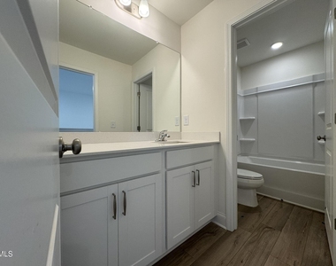 231 Faith Avenue - Photo Thumbnail 28