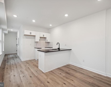 3458 Frankford Avenue - Photo Thumbnail 2