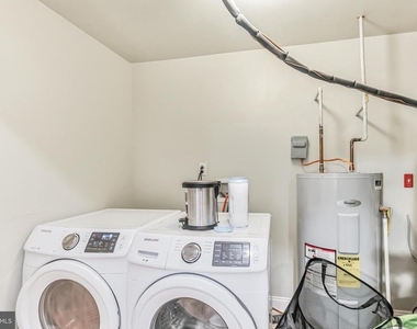 333 N 40th Street - Photo Thumbnail 43