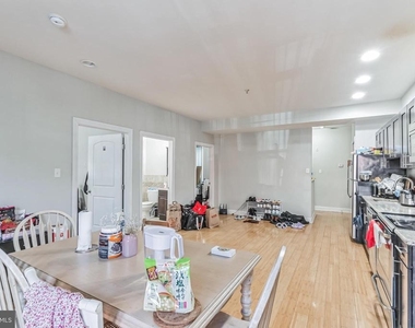 333 N 40th Street - Photo Thumbnail 23