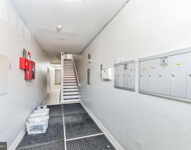 333 N 40th Street - Photo Thumbnail 47