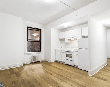 1229 Chestnut Street - Photo Thumbnail 9