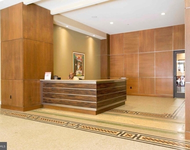 1229 Chestnut Street - Photo Thumbnail 6