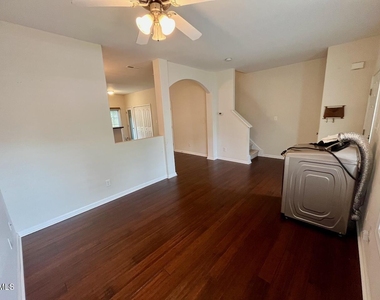 3853 Volkswalk Place - Photo Thumbnail 5