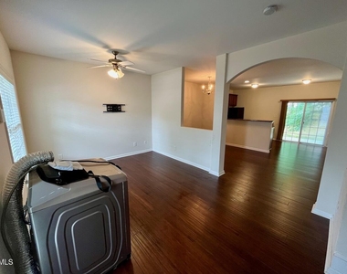 3853 Volkswalk Place - Photo Thumbnail 4