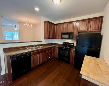 3853 Volkswalk Place - Photo Thumbnail 2