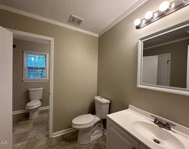 1505 Highland Trail - Photo Thumbnail 11