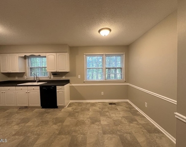 1505 Highland Trail - Photo Thumbnail 3