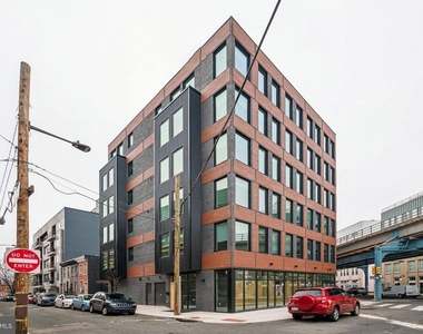 2000 Dreer Street - Photo Thumbnail 10
