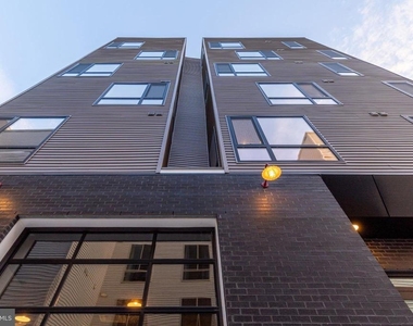 629 W Girard Avenue - Photo Thumbnail 19