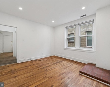 334 Lombard Street - Photo Thumbnail 14