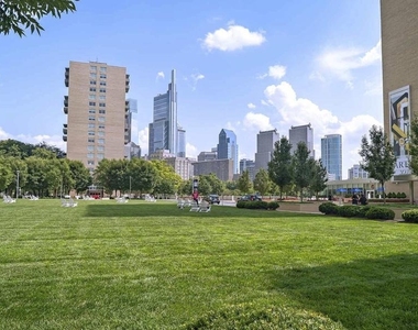2200 Benjamin Franklin Parkway - Photo Thumbnail 16