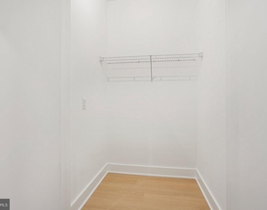 1731 Tilghman Street - Photo Thumbnail 15