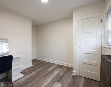 7710 Temple Road - Photo Thumbnail 7