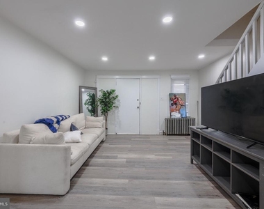 7710 Temple Road - Photo Thumbnail 1