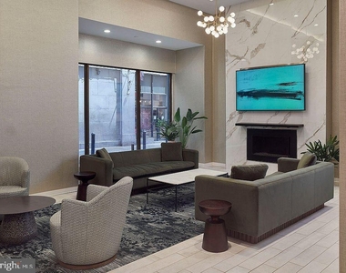 130 S Juniper Street - Photo Thumbnail 4
