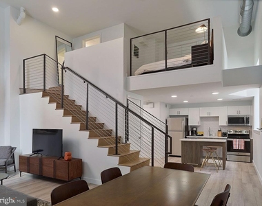 130 S Juniper Street - Photo Thumbnail 1