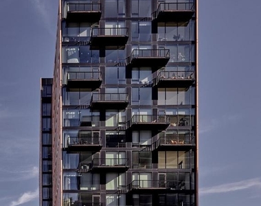 1134 Sansom Street - Photo Thumbnail 7