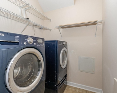 1048 Gold Rock Lane - Photo Thumbnail 22