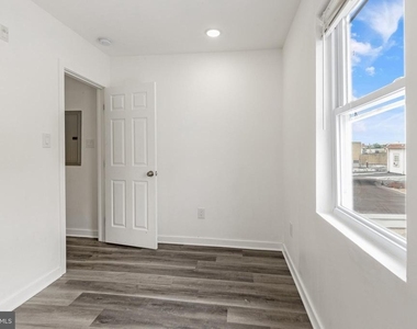 2550 Kensington Avenue - Photo Thumbnail 9