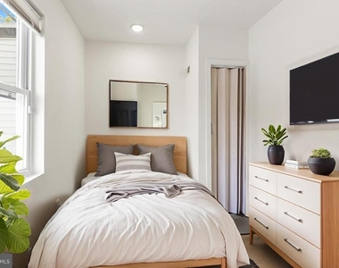 2550 Kensington Avenue - Photo Thumbnail 1