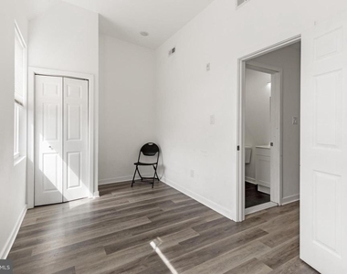 2550 Kensington Avenue - Photo Thumbnail 15