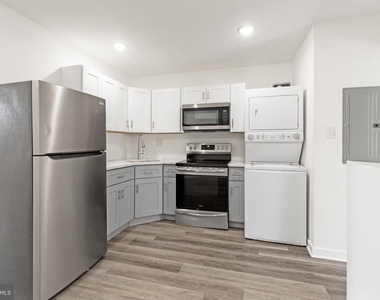 2550 Kensington Avenue - Photo Thumbnail 3