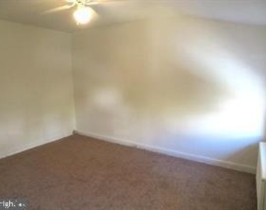 156 Grape Street - Photo Thumbnail 9