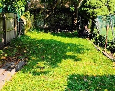 156 Grape Street - Photo Thumbnail 15