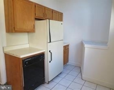 156 Grape Street - Photo Thumbnail 3