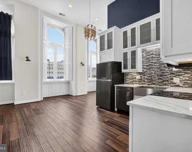 1001 Chestnut Street - Photo Thumbnail 5