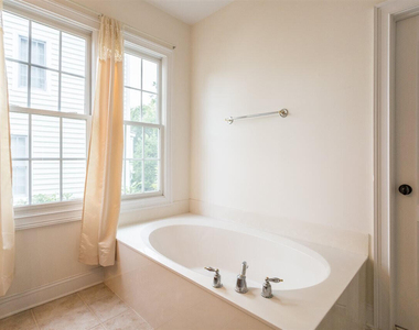 304 Star Magnolia Drive - Photo Thumbnail 4