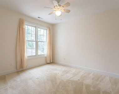 304 Star Magnolia Drive - Photo Thumbnail 5