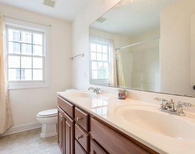 304 Star Magnolia Drive - Photo Thumbnail 16
