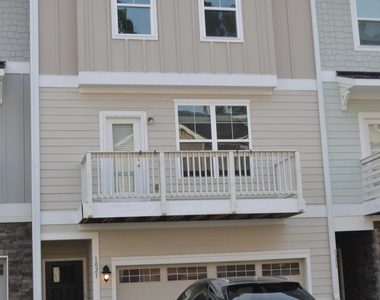 1021 Diamond Dove Lane - Photo Thumbnail 3